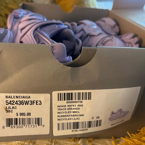 Shoes good condition - Picture 2 of 6